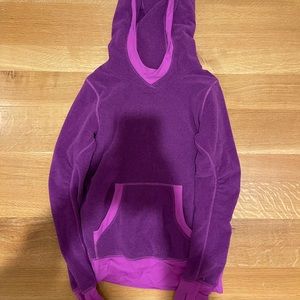 ivivva size 14 hoodie